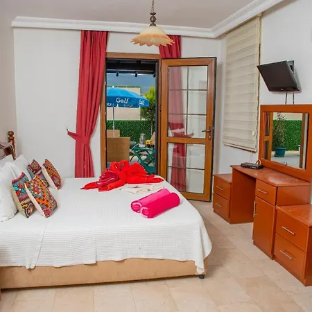 Splendid With Private Pool In The Heart Of 别墅