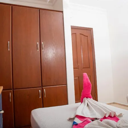 Splendid With Private Pool In The Heart Of 别墅 *